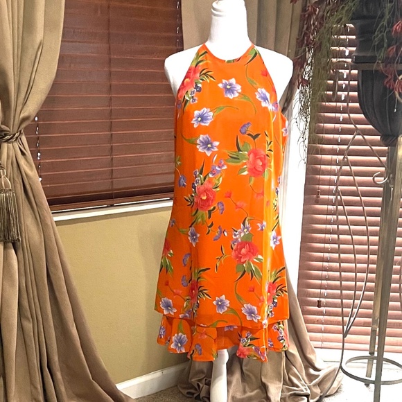 Whitney Collection Dresses & Skirts - Flower dress.